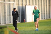 SERDAR AZİZ - Bursaspor'da Sercan Yıldırım Antrenmanı Yarıda Bıraktı