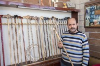 MEZAR TAŞLARı - Bastonda Kayı Simgesi