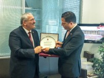 PANAMA KANALı - Panama Büyükelçisinden Dostluk Grubu Başkanı Önal'a Ziyaret