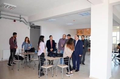 Rektör Prof.Dr. Osman Şimşek Saray Meslek Yüksekokulu'nu Ziyaret Etti