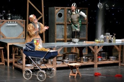 'Tarla Kuşuydu Juliet' Nilüfer'de