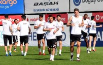 NEVZAT DEMİR - Beşiktaş'ta Neşeli İdman