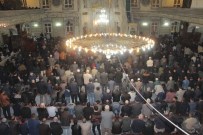 Elazığ'da Regaip Kandili Coşkusu