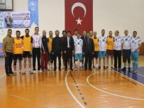 BÜNYAMİN YILDIZ - Kaymakamlık Kupası Voleybol Turnuvası Başladı