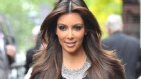 KARDASHİAN - Kim Kardashian Ermenistan İçin Dua İstedi