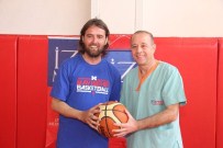 İZMIR ÜNIVERSITESI - Hayata Üçlük Attı