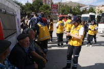 DÜNYA SAĞLıK GÜNÜ - Yozgat Atatürk Sağlık Meslek Lisesi Öğrencileri Vatandaşın Tansiyon Ve Kan Şekerini Ölçtü