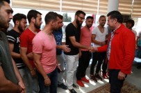 AKYARLAR - Bodrumsporlu Futbolculara 30 Yıllık Lezzetle Moral