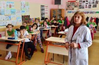 Doğum Gününde Emekli Olan Öğretmene Hüzünlü Veda