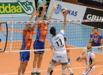 ARSLAN EKŞİ - İstanbul B.B., Arkas Spor'u Yendi