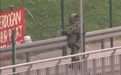 İstanbul'da 'Pankartlı Tüp' Paniği