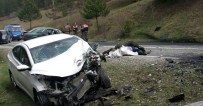 İSLAMOĞLU - Kastamonu'da Otomobiller Çarpıştı Açıklaması 1 Ölü, 2 Yaralı