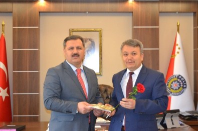 Odunpazarı İlçe Müftüsünden İl Emniyet Müdürüne Ziyaret