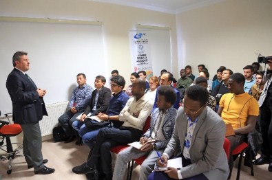 Palancıoğlu'dan Misafir Gençlere Altın Öğütler