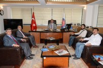 ULUSLARARASI ÖĞRENCİ BULUŞMASI - Pamukkale Uluslar Arası Öğrenci Derneği'nden Başkan Özer'e Ziyaret