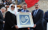 HACI BAYRAM-I VELİ - Restore Edilen Gülbaba Türbesi Ziyarete Açıldı