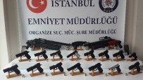 SİLAH SATIŞI - Uyuşturuyla Mücadele Derneği'nden Cephanelik Çıktı