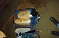 Yolcunun Valizinden 14 Kilo 500 Gram Toz Esrar Çıktı