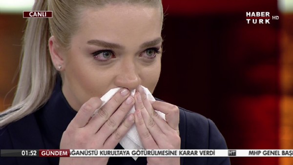 Sunucuyu canlı yayında ağlatan tefsir
