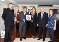 VİZE MUAFİYETİ - Bosna Hersek'ten İzmirli Sanayiciye Yatırım Daveti