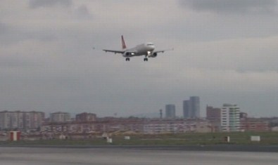 Kuş Sürüsü Nedeniyle Uçak Pisti Pas Geçti