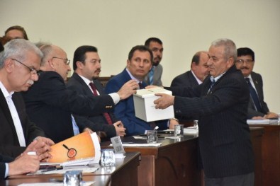 Nazilli Belediye Meclisi, 2015 Faaliyet Raporunu Görüştü