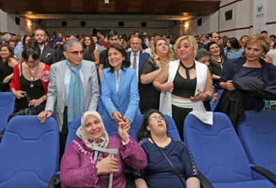 'Adım Adım Işığa Giden Yol'dan Muhteşem Gala