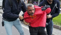 1 MAYIS BAYRAMI - Beşiktaş'ta polis müdahalesi