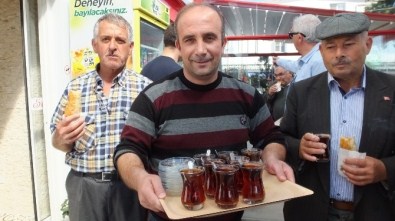 Burhaniye'de Şakir Cihan Zeytincilerin Gönlünde Taht Kurdu