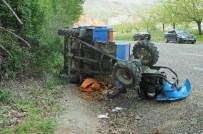 ÇAPA MOTORU - Çelikhan'da Çapa Motoru Devrildi Açıklaması 8 Yaralı