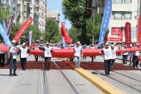 UTKU ÇAKIRÖZER - Eskişehir'de 1 Mayıs Kutlaması