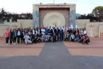 BAHAR ŞENLIKLERI - Rektör Bircan, Üniversite Folklor Topluluğunun Çalışmalarını İzledi