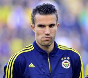 Robin Van Persie, 500. Maçına Çıktı