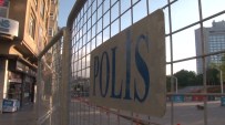 TAKSIM MEYDANı - Taksim'e Çıkan Yollar Kapatıldı