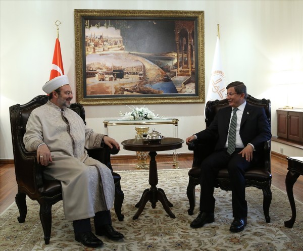 Başbakan Davutoğlu'ndan Diyanet'e veda ziyareti