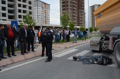 Kardeşi Ölen Ağabeyin Çaresiz Bekleyişi