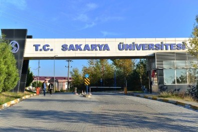 SAÜ'de Mezuniyet Töreni Tarihleri Açıklandı
