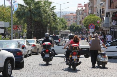 Çanakkale'de Araç Sayısı 200 Bini Aştı