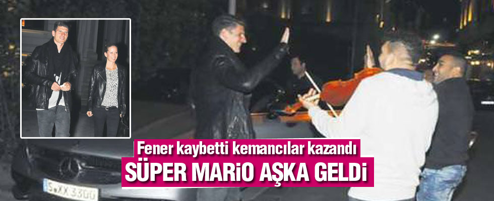 Mario Gomez aşka geldi