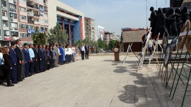 Denizli'de Hemşirelik Haftası Kutlanıyor