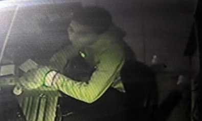 Didim'de Acemi Hırsız Kendini Ele Verdi