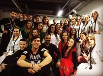 FOLKLOR - Hint Dansı Severler Bu Gösteri Kaçmaz !