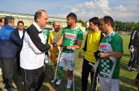 BEKIR YıLMAZ - Konya Protokolü Bedensel Engellerilerle Futbol Maçı Yaptı
