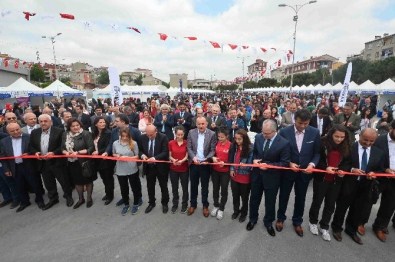 Üniversite Fuarı'na Öğrenci Akını