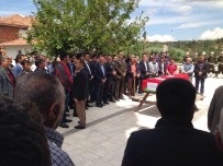 YAŞAR AKSANYAR - Kıbrıs Gazisi Askeri Törenle Defnedildi