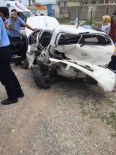KANDIRA CEZAEVİ - Kocaeli'de Trafik Kazası Açıklaması 6 Yaralı