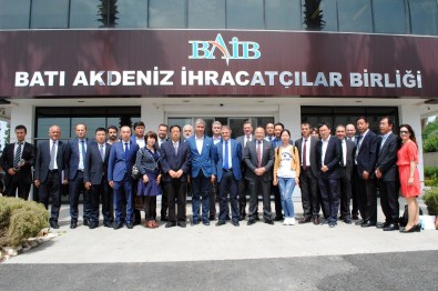 Çinliler 5 Milyar Dolarlık İhracat İçin Türkiye'yi İstiyor