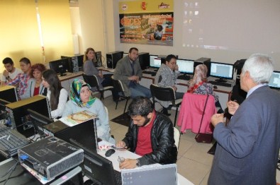 Elazığ'da Gazetecilere Kurs Verilmeye Başlandı