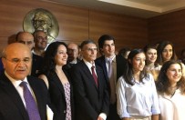 AZİZ SANCAR - Nobel Ödüllü Sancar'dan Gençlere 'Politika İle Uğraşmayın' Mesajı