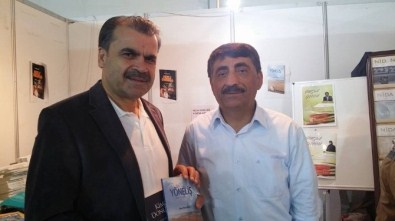 Yazar Altan Murat Ünal İmza Gününde Okurları İle Bir Araya Geldi